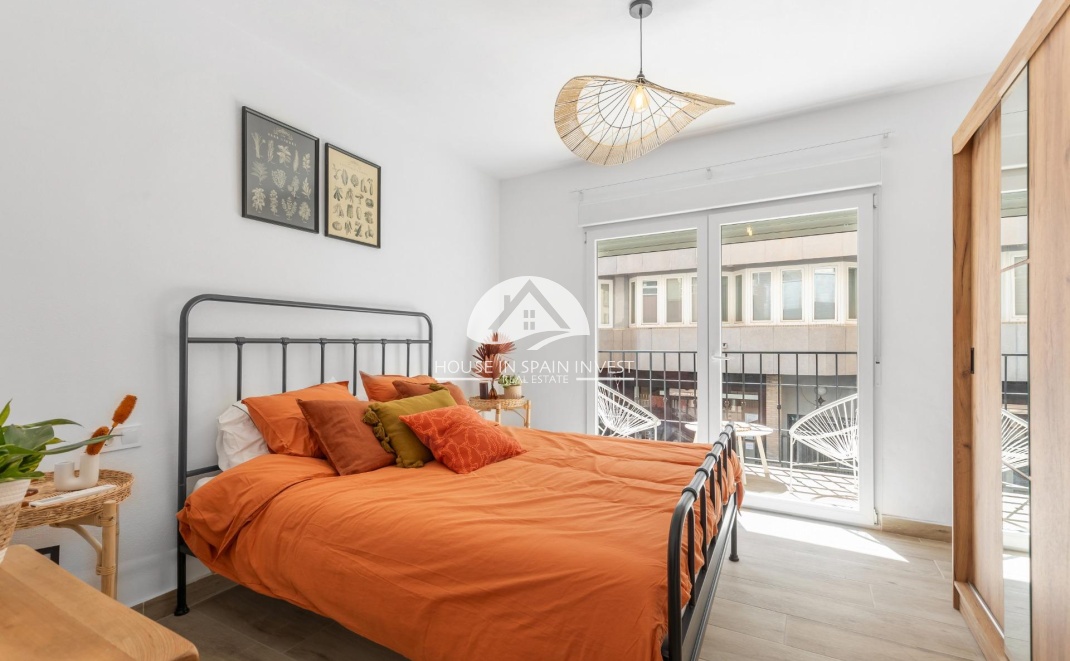 Resale - Townhouse - Torrevieja - Centro