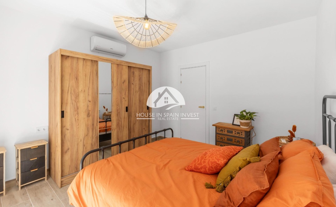 Resale - Townhouse - Torrevieja - Centro