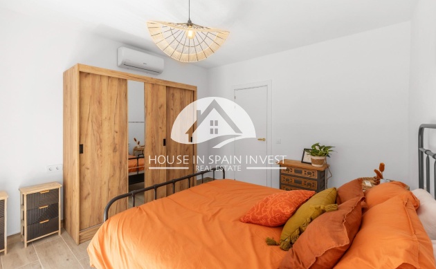 Resale - Townhouse - Torrevieja - Centro