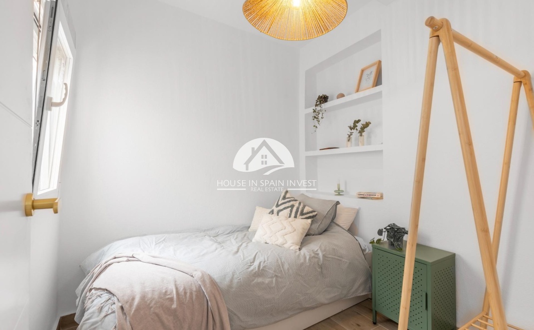 Resale - Townhouse - Torrevieja - Centro