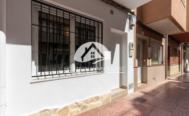 Resale - Townhouse - Torrevieja - Centro