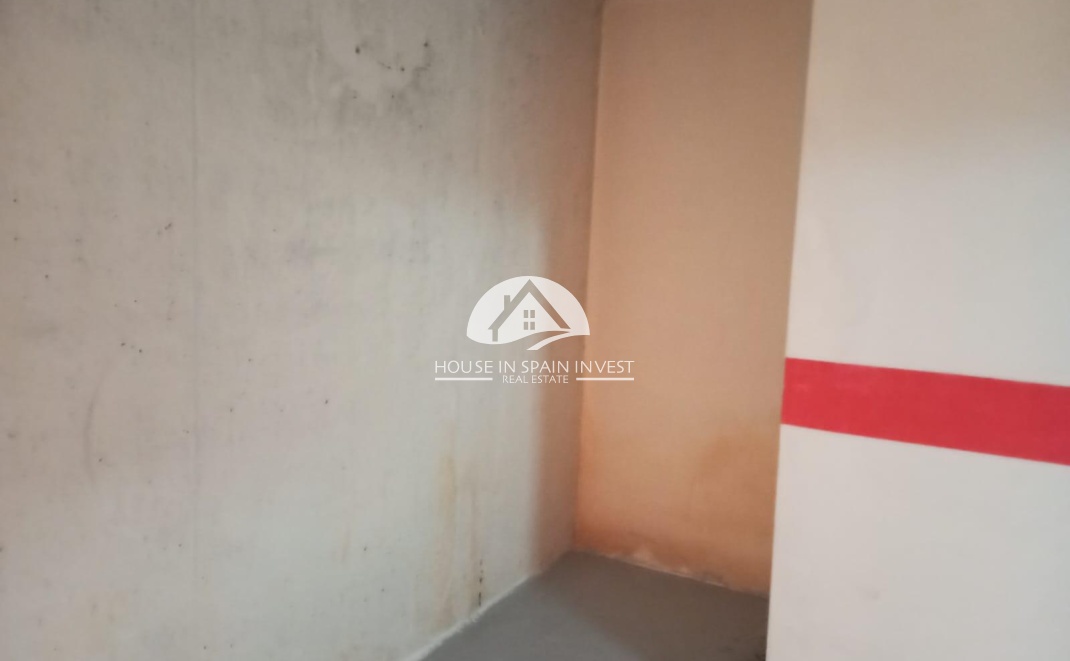 Resale - Garage - Torrevieja - La Mata