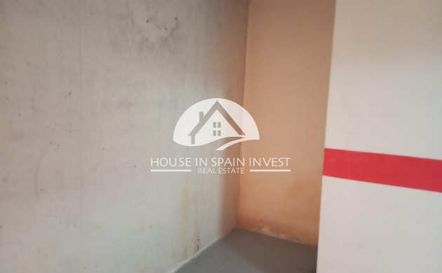 Resale - Garage - Torrevieja - La Mata