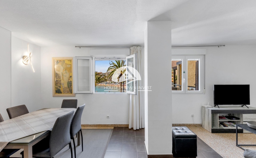 Resale - Apartment  - Torrevieja - Playa del Cura