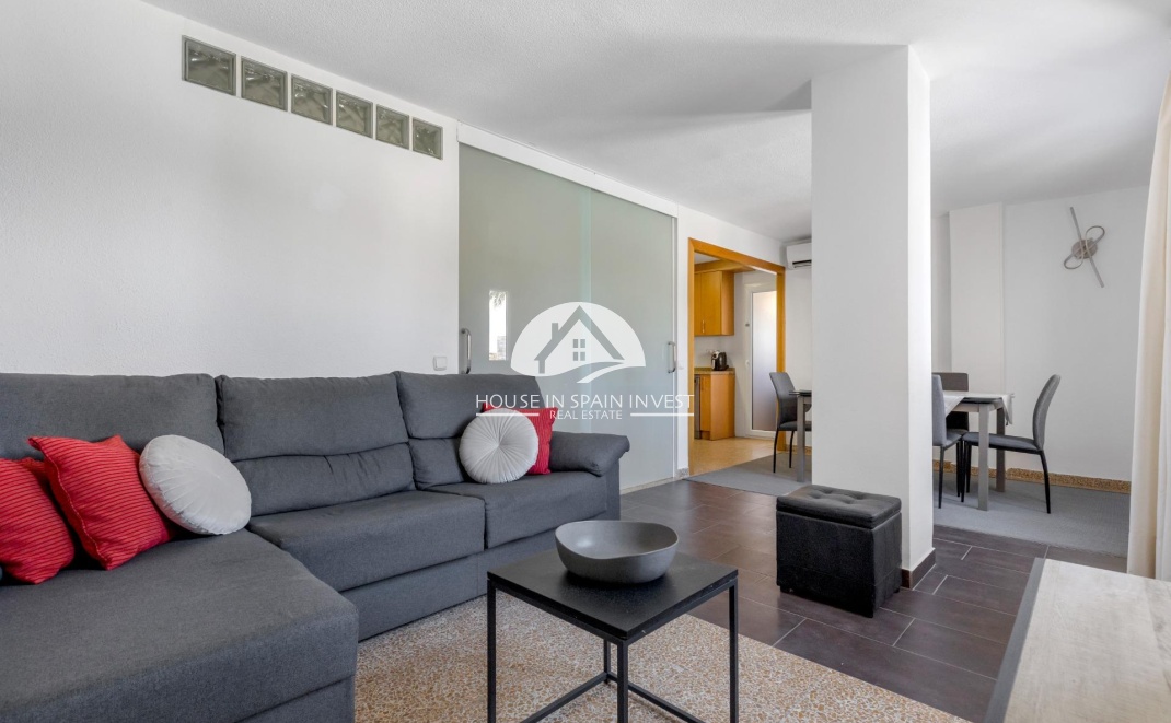 Resale - Apartment  - Torrevieja - Playa del Cura