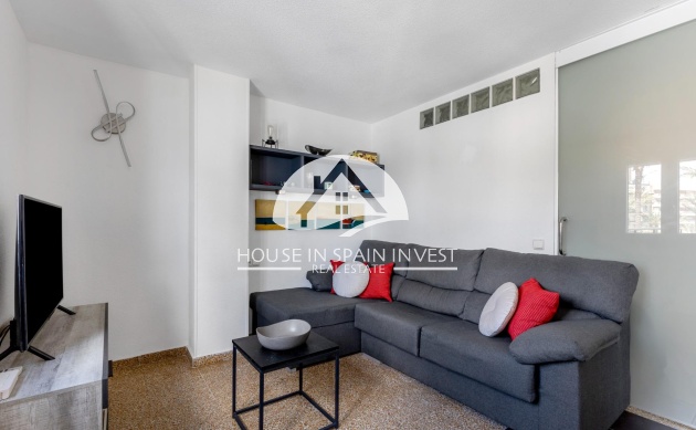 Resale - Apartment  - Torrevieja - Playa del Cura