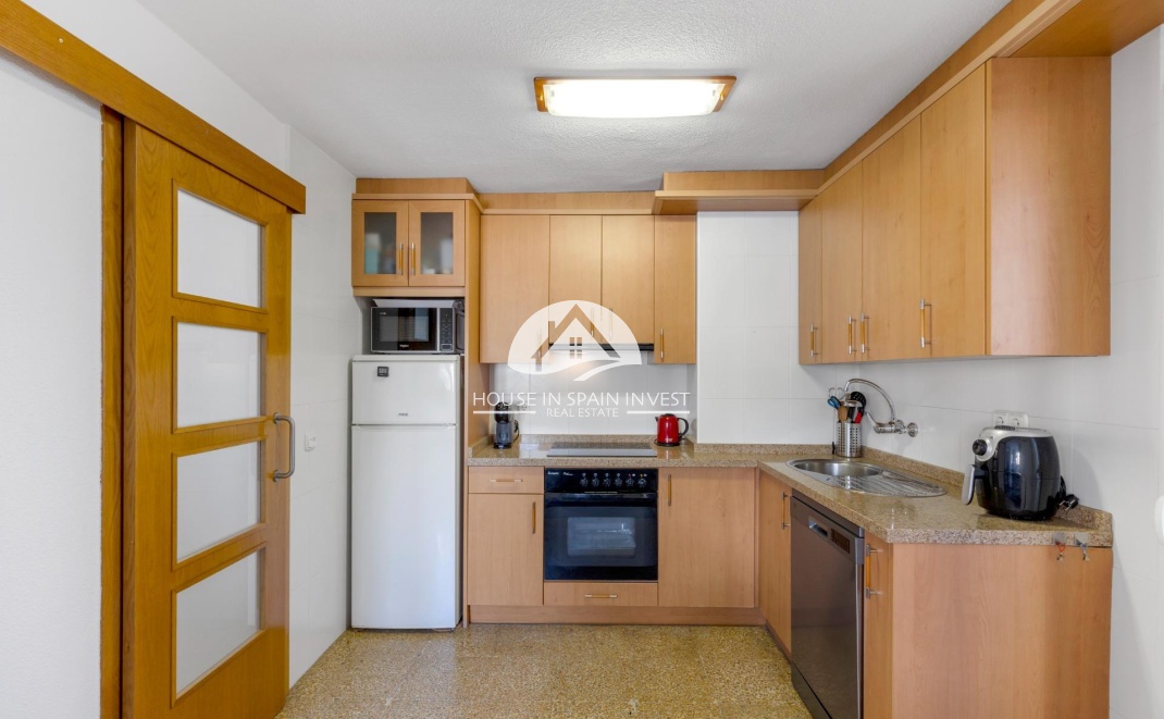 Resale - Apartment  - Torrevieja - Playa del Cura