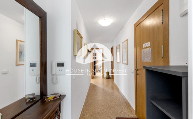 Resale - Apartment  - Torrevieja - Playa del Cura