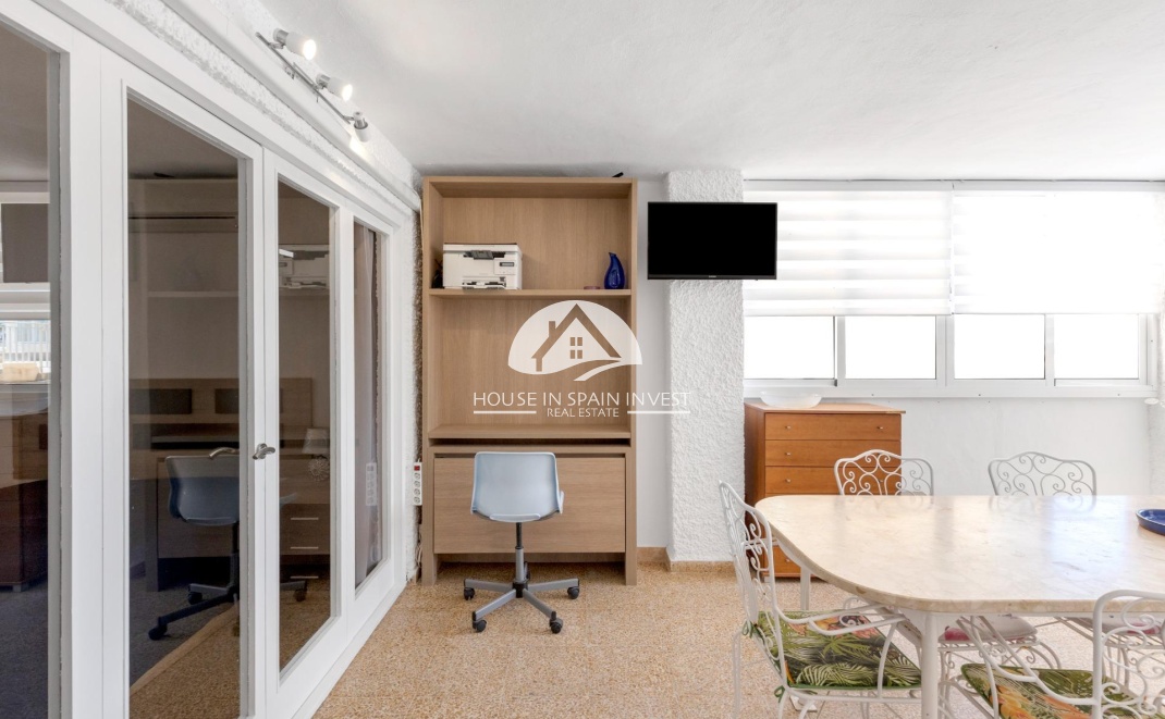 Resale - Apartment  - Torrevieja - Playa del Cura