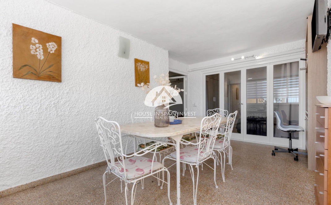 Resale - Apartment  - Torrevieja - Playa del Cura