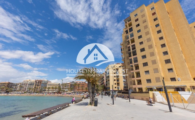 Resale - Apartment  - Torrevieja - Playa del Cura