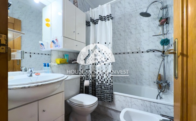 Resale - Ground floor bungalow - Torrevieja - La Mata