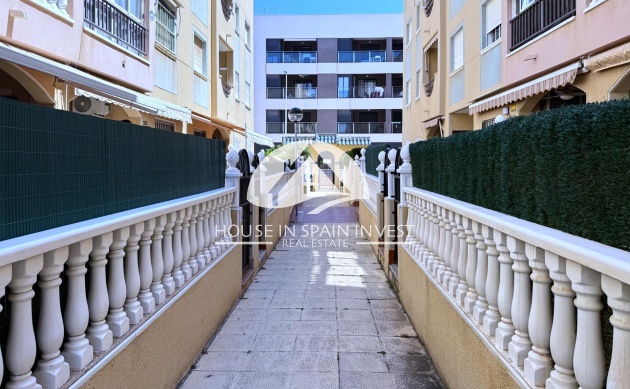 Resale - Ground floor bungalow - Torrevieja - La Mata