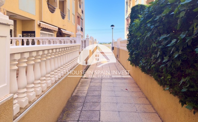 Resale - Ground floor bungalow - Torrevieja - La Mata