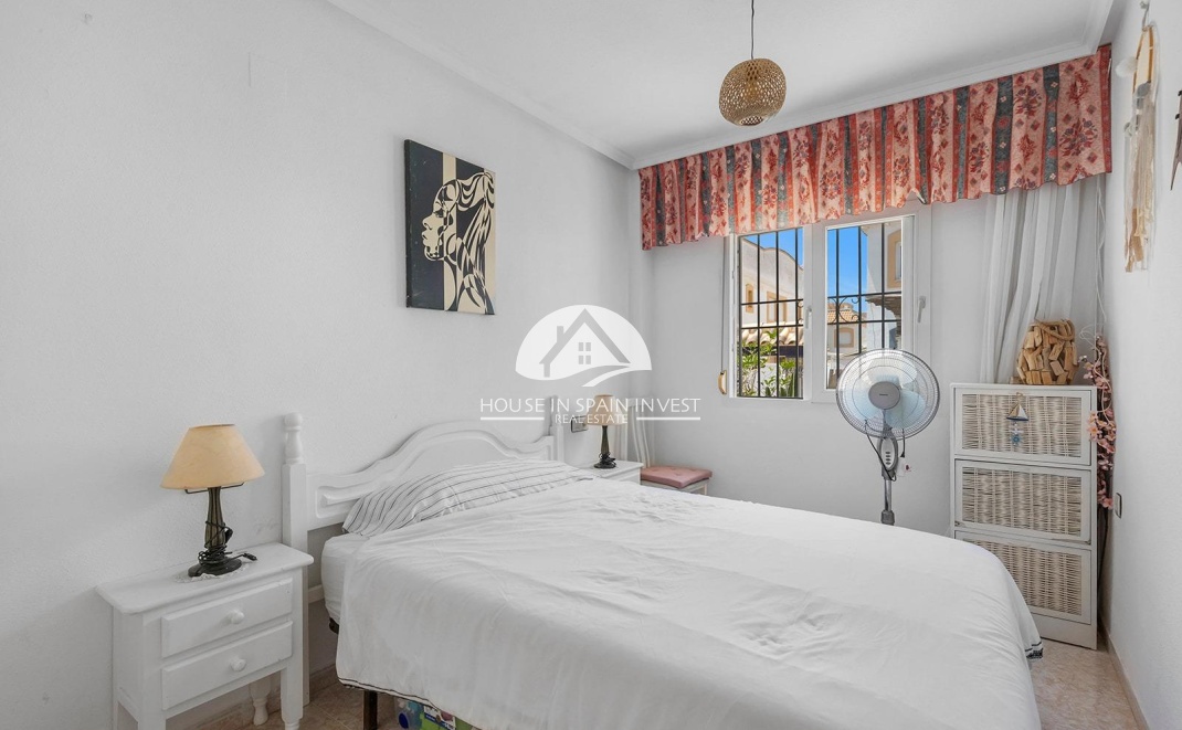 Herverkoop - Gelijkvloerse bungalow - Torrevieja - El Acequión - Los Náufragos