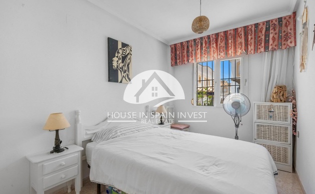 Herverkoop - Gelijkvloerse bungalow - Torrevieja - El Acequión - Los Náufragos