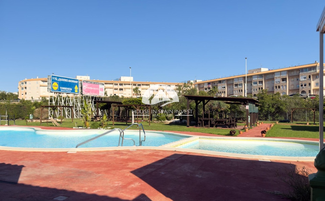 Herverkoop - Gelijkvloerse bungalow - Torrevieja - El Acequión - Los Náufragos