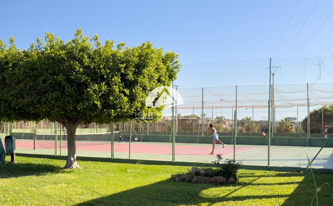 Herverkoop - Gelijkvloerse bungalow - Torrevieja - El Acequión - Los Náufragos