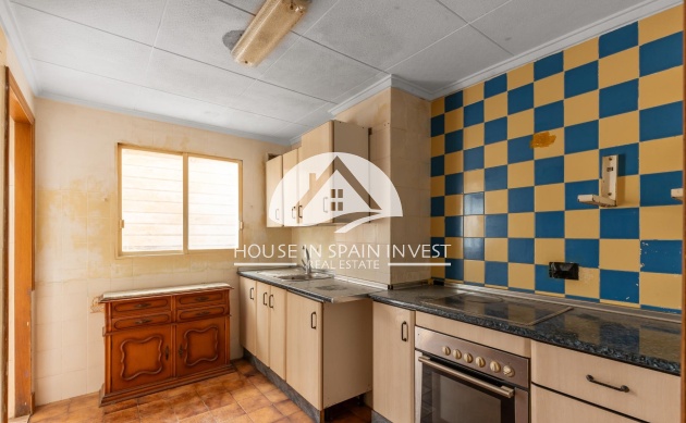 Resale - Apartment  - Torrevieja - Playa del Cura