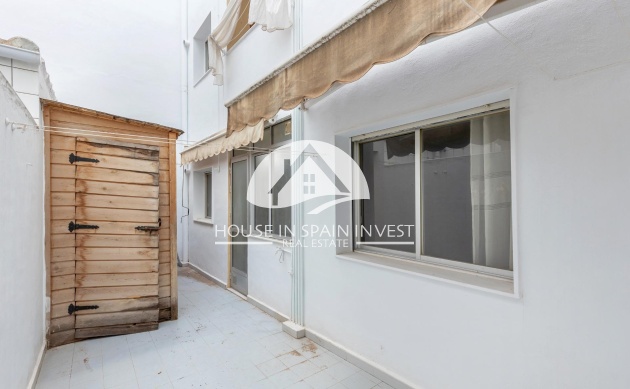 Resale - Apartment  - Torrevieja - Playa del Cura