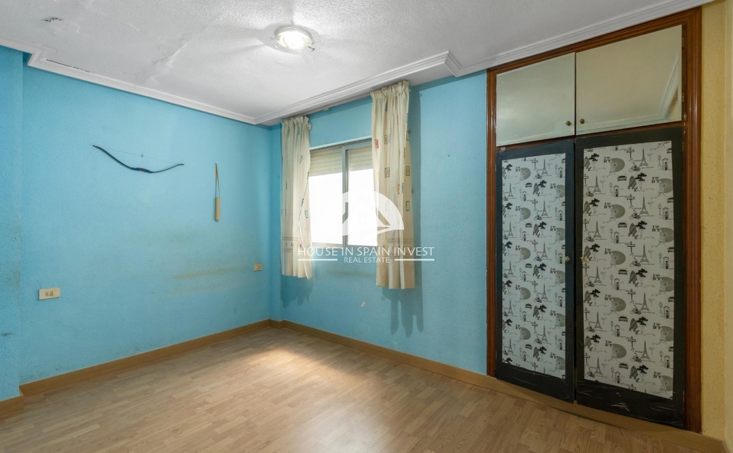 Resale - Apartment  - Torrevieja - Playa del Cura