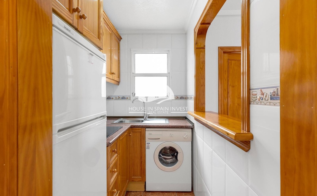 Resale - Apartment  - Torrevieja - Playa del Cura