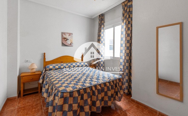 Resale - Apartment  - Torrevieja - Playa del Cura