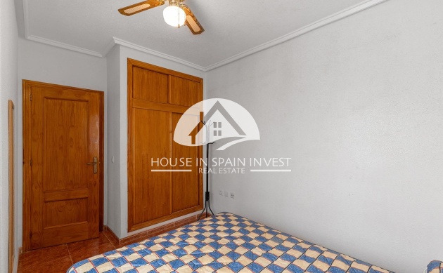 Resale - Apartment  - Torrevieja - Playa del Cura
