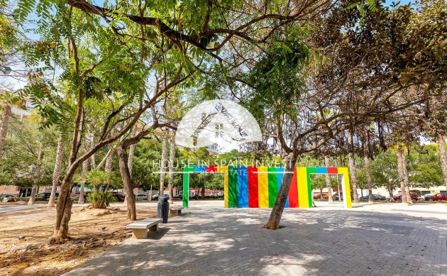 Resale - Apartment  - Torrevieja - Playa del Cura