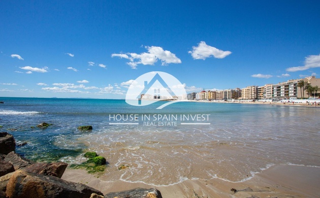 Resale - Apartment  - Torrevieja - Playa del Cura