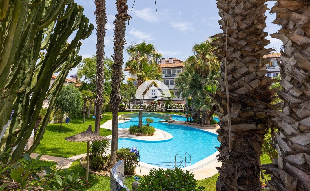 Resale - Ground floor bungalow - Torrevieja - La Mata