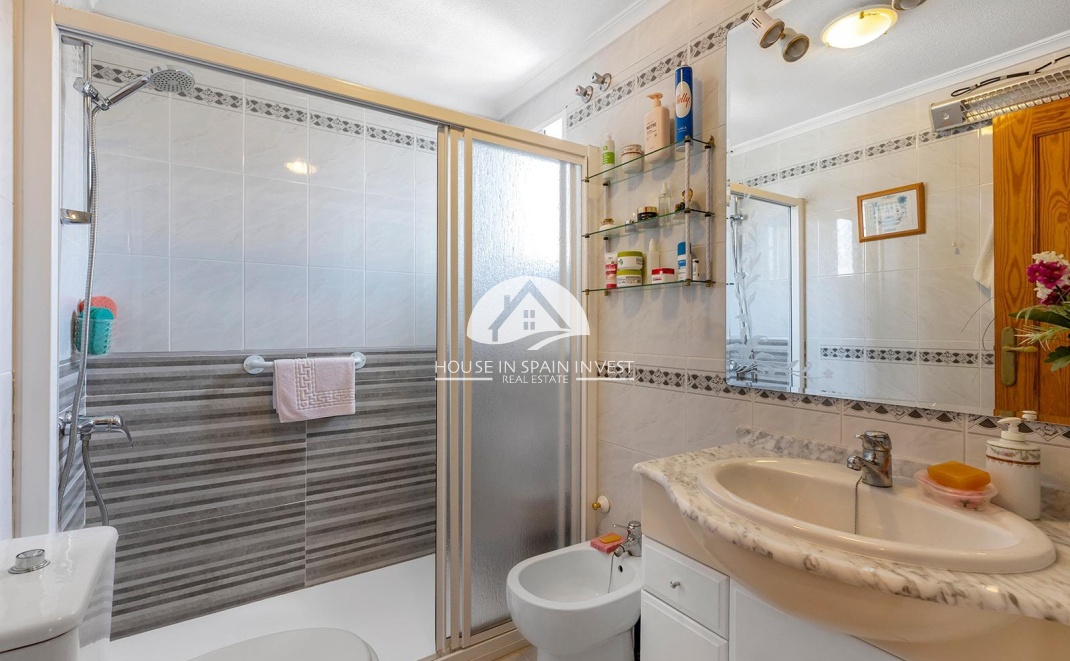 Resale - Ground floor bungalow - Torrevieja - La Mata