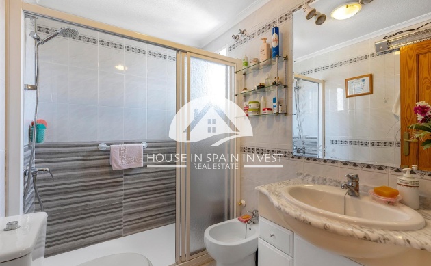 Resale - Ground floor bungalow - Torrevieja - La Mata