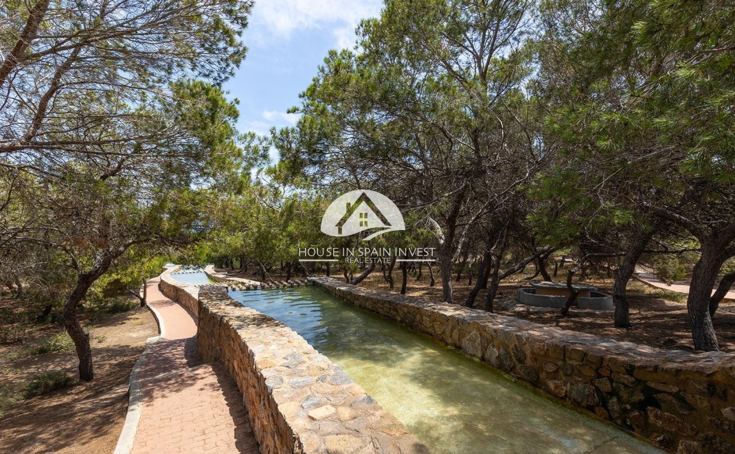 Resale - Ground floor bungalow - Torrevieja - La Mata