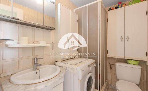 Resale - Apartment  - Torrevieja - Cabo Cervera