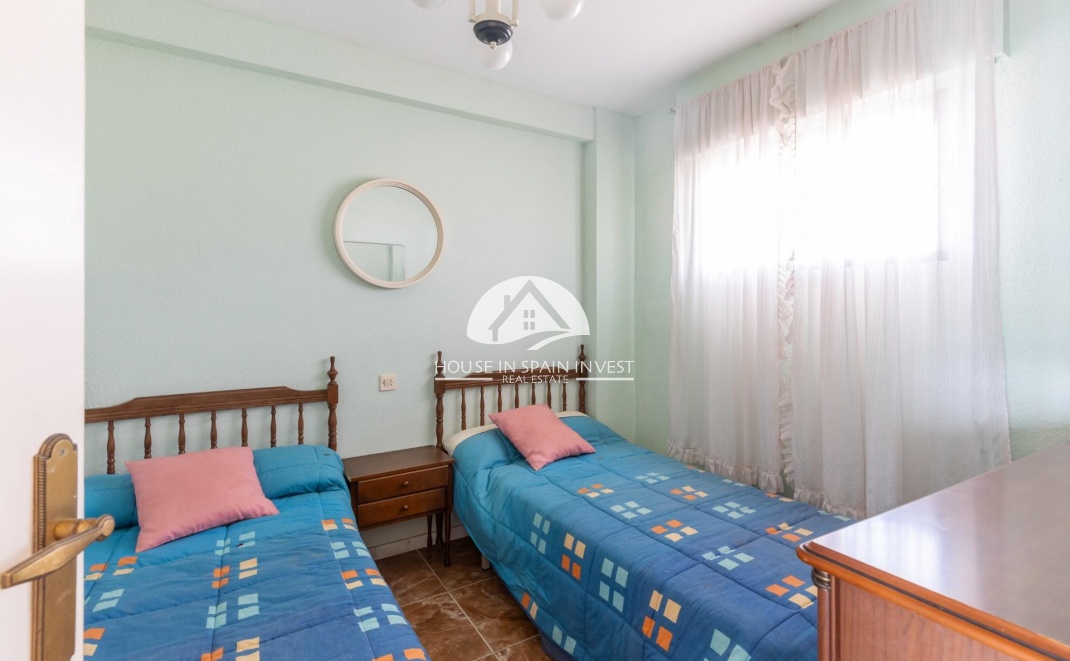 Resale - Apartment  - Torrevieja - Cabo Cervera