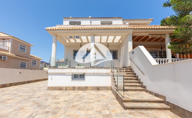 Reventa - Chalet - Torrevieja - Aguas Nuevas - Sector 25