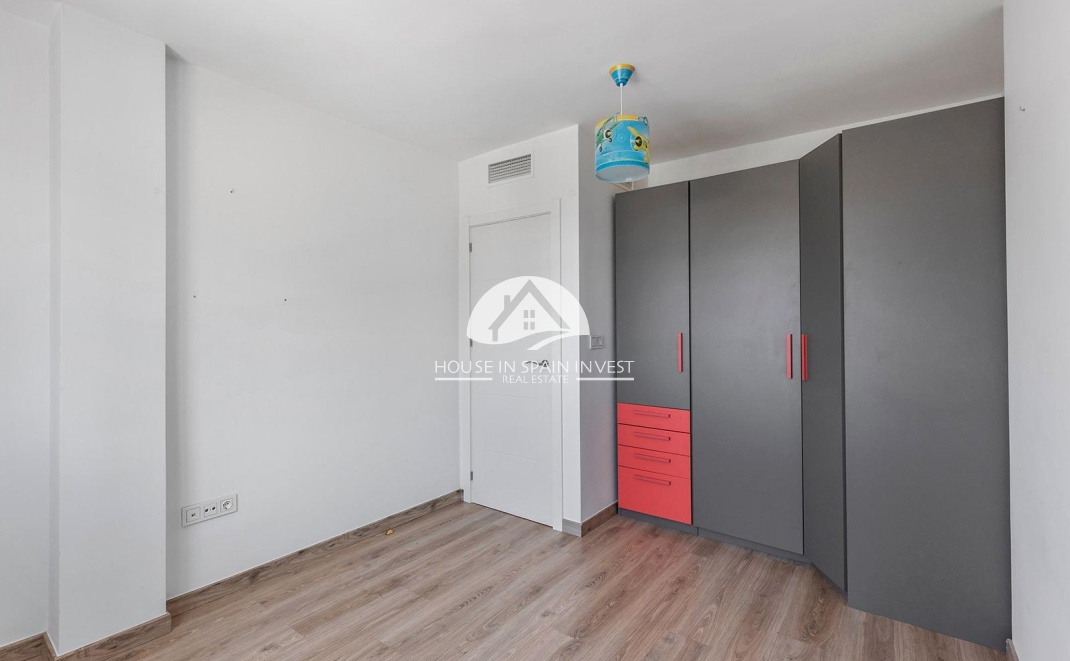 Reventa - Chalet - Torrevieja - Aguas Nuevas - Sector 25