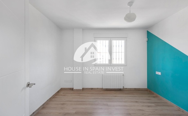 Reventa - Chalet - Torrevieja - Aguas Nuevas - Sector 25