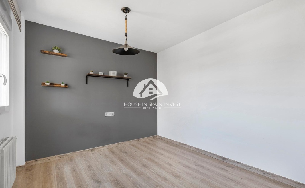 Reventa - Chalet - Torrevieja - Aguas Nuevas - Sector 25