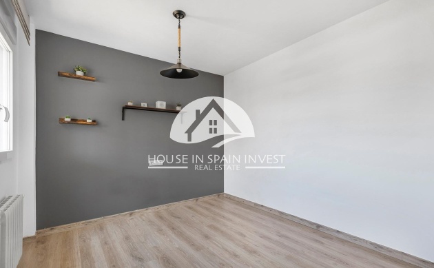 Reventa - Chalet - Torrevieja - Aguas Nuevas - Sector 25