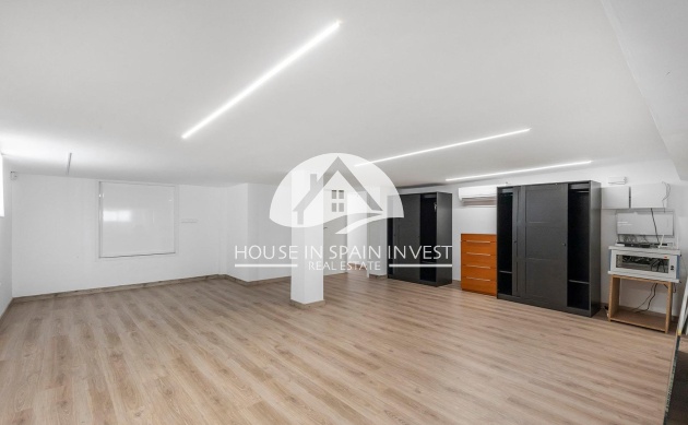 Reventa - Chalet - Torrevieja - Aguas Nuevas - Sector 25