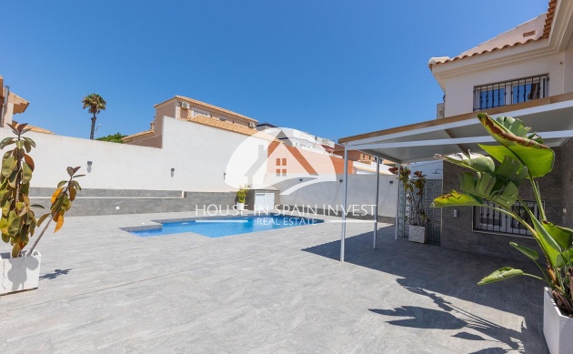 Reventa - Chalet - Torrevieja - Aguas Nuevas - Sector 25