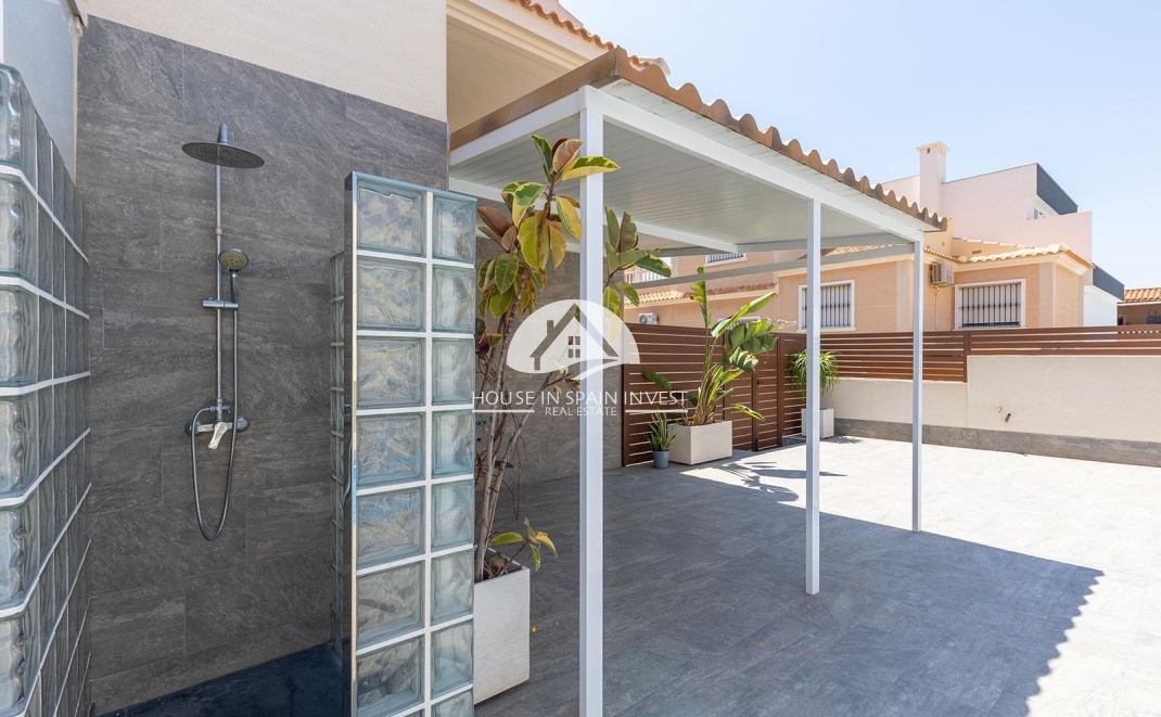 Reventa - Chalet - Torrevieja - Aguas Nuevas - Sector 25