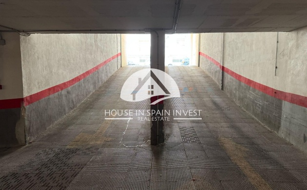 Resale - Garage - Torrevieja - Centro