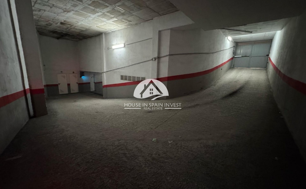 Resale - Garage - Torrevieja - Centro