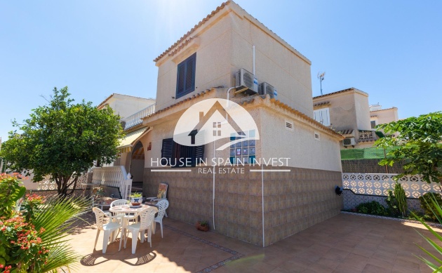 Resale - Villa - Torrevieja - La Mata