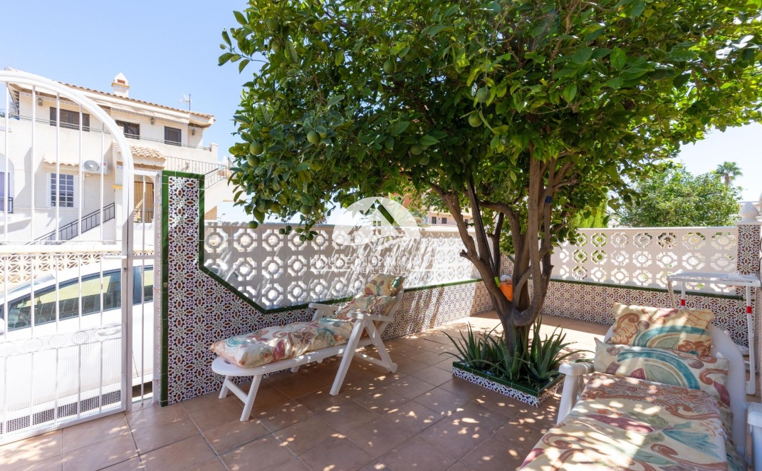 Resale - Villa - Torrevieja - La Mata