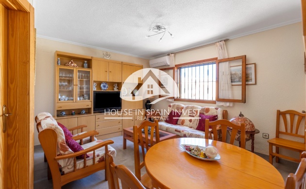 Resale - Villa - Torrevieja - La Mata