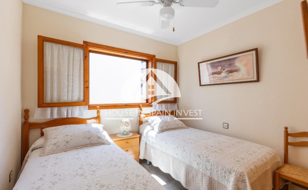 Resale - Villa - Torrevieja - La Mata